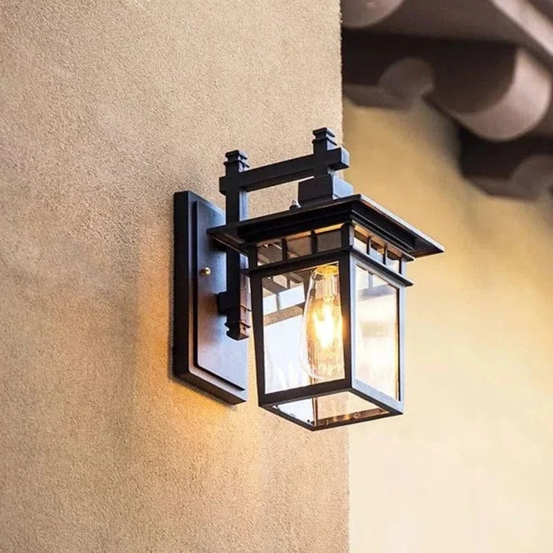 Outdoor Wall Light